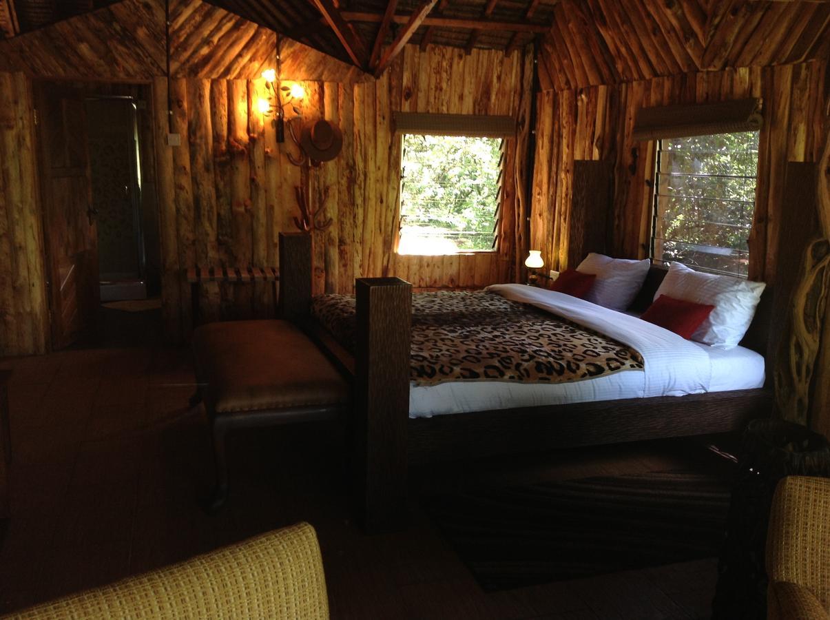 Wilderness Seekers Ltd Trading As Mara River Camp Vila Aitong Exterior foto