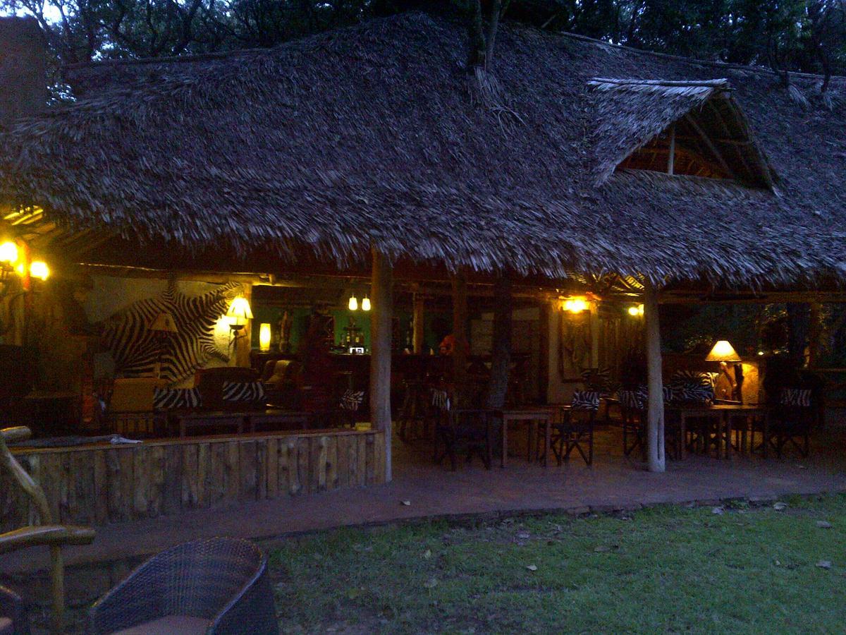 Wilderness Seekers Ltd Trading As Mara River Camp Vila Aitong Exterior foto